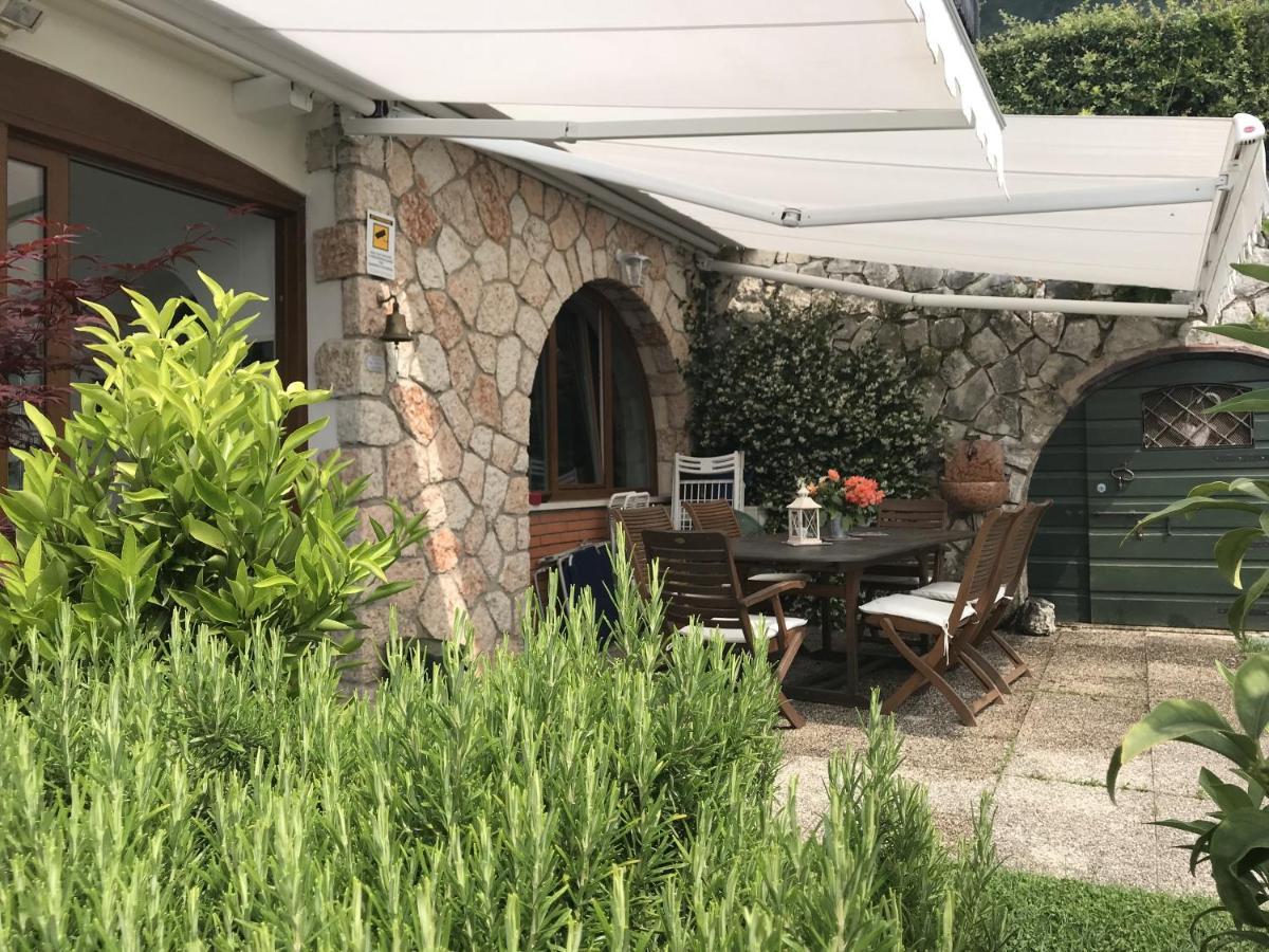 Residence La Mignon Oleandri Torri Del Benaco Εξωτερικό φωτογραφία