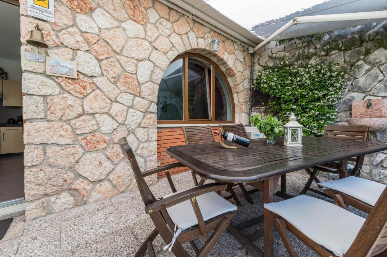 Residence La Mignon Oleandri Torri Del Benaco Εξωτερικό φωτογραφία